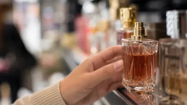 Perfumy warte 10 tys. zł odzyskane w Gdyni. 45-latek usłyszał zarzut