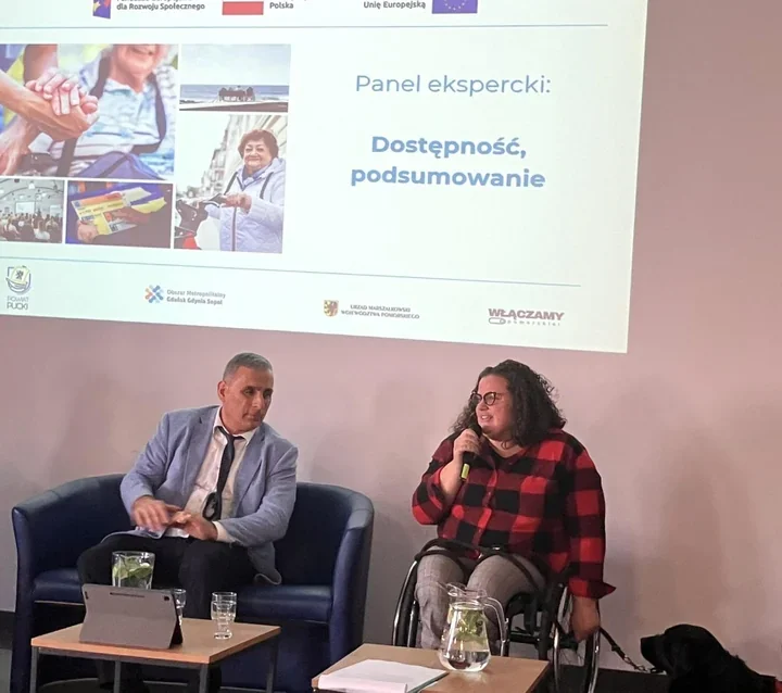 Jak zbudować miasto przyjazne – rozmowa o dostępności na seminarium Metropolia Włączająca