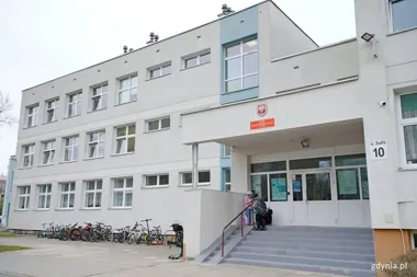 Czterdzieści lat zmian i energii – SP 42 świętuje jubileusz