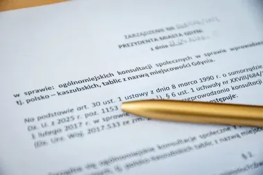 Dwujęzyczne tablice w Gdyni coraz bliżej. Ruszają konsultacje mieszkańców