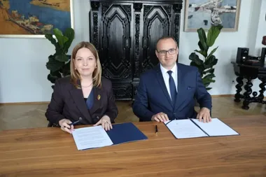 Nowa komenda policji w Gdyni coraz bliżej. Zamiana działek stała się faktem