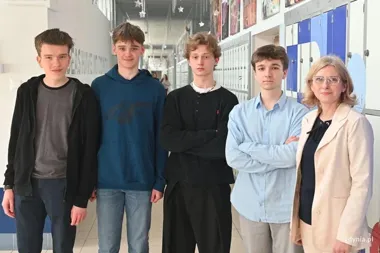 Gdyńska Trójka znów błyszczy w matematyce, a dwóch uczniów jedzie na wielkie olimpiady
