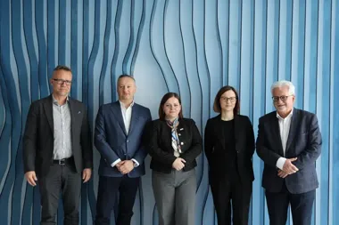 Morska Agencja Gdynia świętuje 75 lat i wciąż łączy port z globalnym handlem