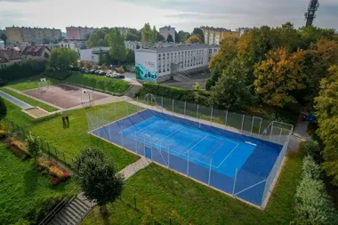 Nowe boisko przy SP 34. Za 578 tys. zł są trzy dyscypliny