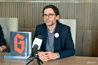 Nowy tom historii Gdyni odsłania wojenną codzienność mieszkańców