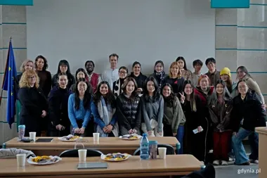 Londyńscy studenci odkrywają w Gdyni modernizm w skali, która zaskakuje