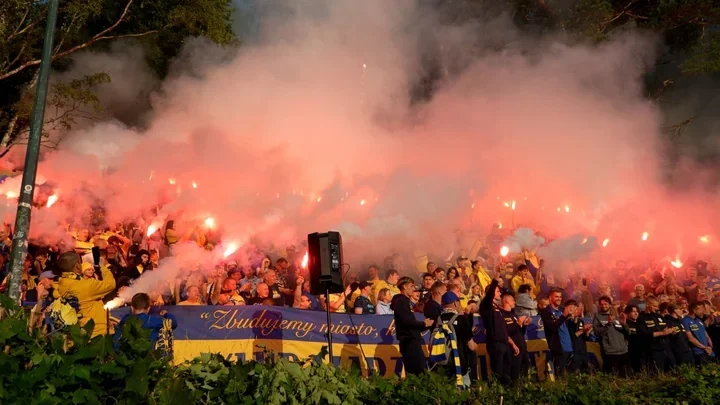 Arka Gdynia pokazała nowy skład. Kibice usłyszeli obietnicę powrotu