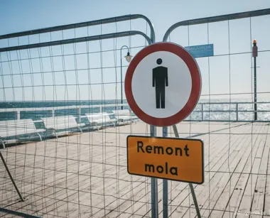 Głowica mola w Orłowie zamknięta. Korozja wymusiła twardą decyzję